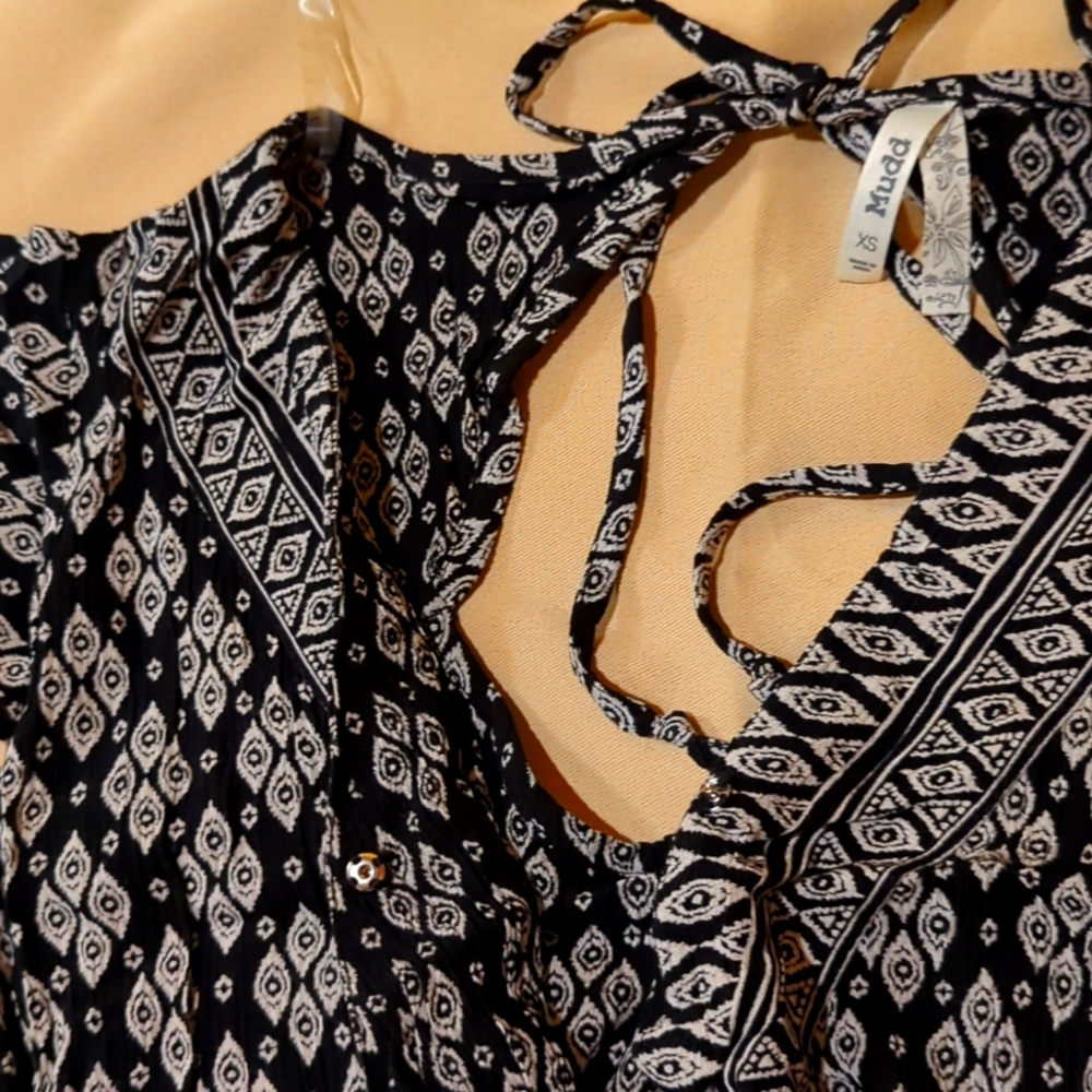 Romper - Picture 4 of 5
